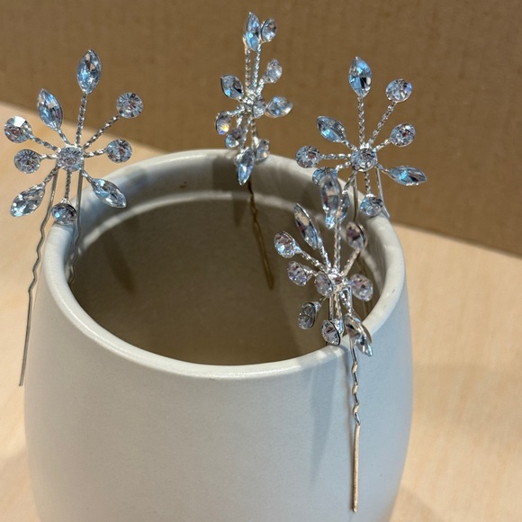 Rhinestone Hair Bobby Pins Set Of 4 - Picture 5 of 10